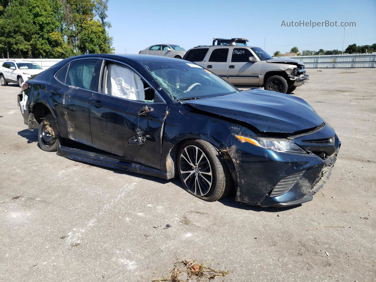 2019 Toyota Camry L Blue vin: 4T1B11HK9KU781058