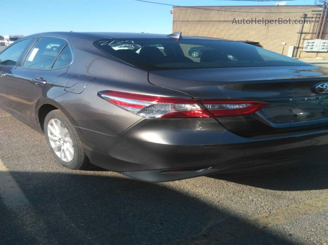 2019 Toyota Camry Le vin: 4T1B11HK9KU784168