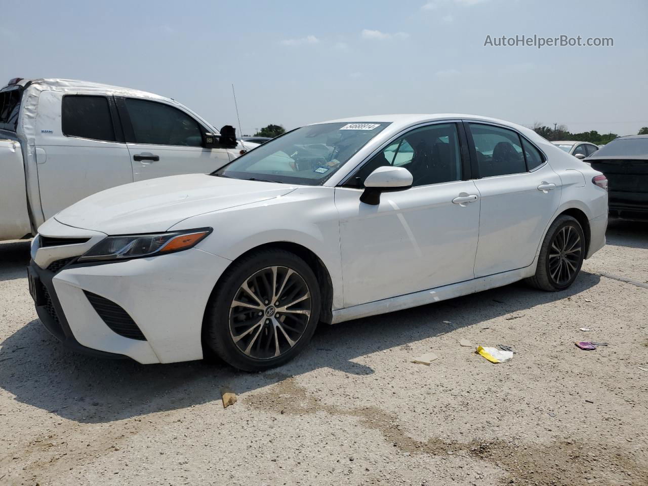 2019 Toyota Camry L White vin: 4T1B11HKXKU173260