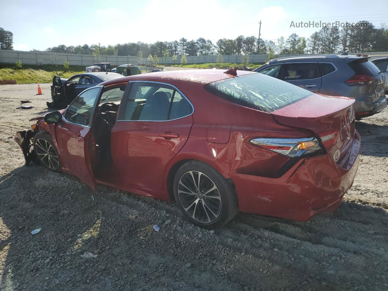 2019 Toyota Camry L Red vin: 4T1B11HKXKU186834