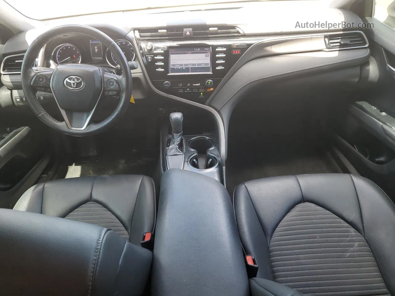 2019 Toyota Camry L Белый vin: 4T1B11HKXKU260673