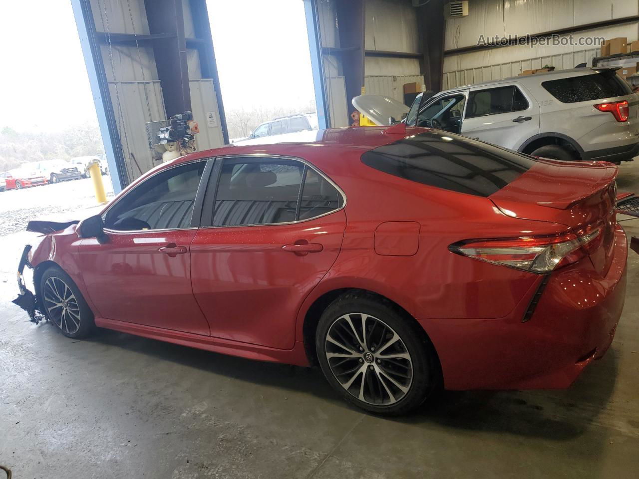 2019 Toyota Camry L Красный vin: 4T1B11HKXKU299361