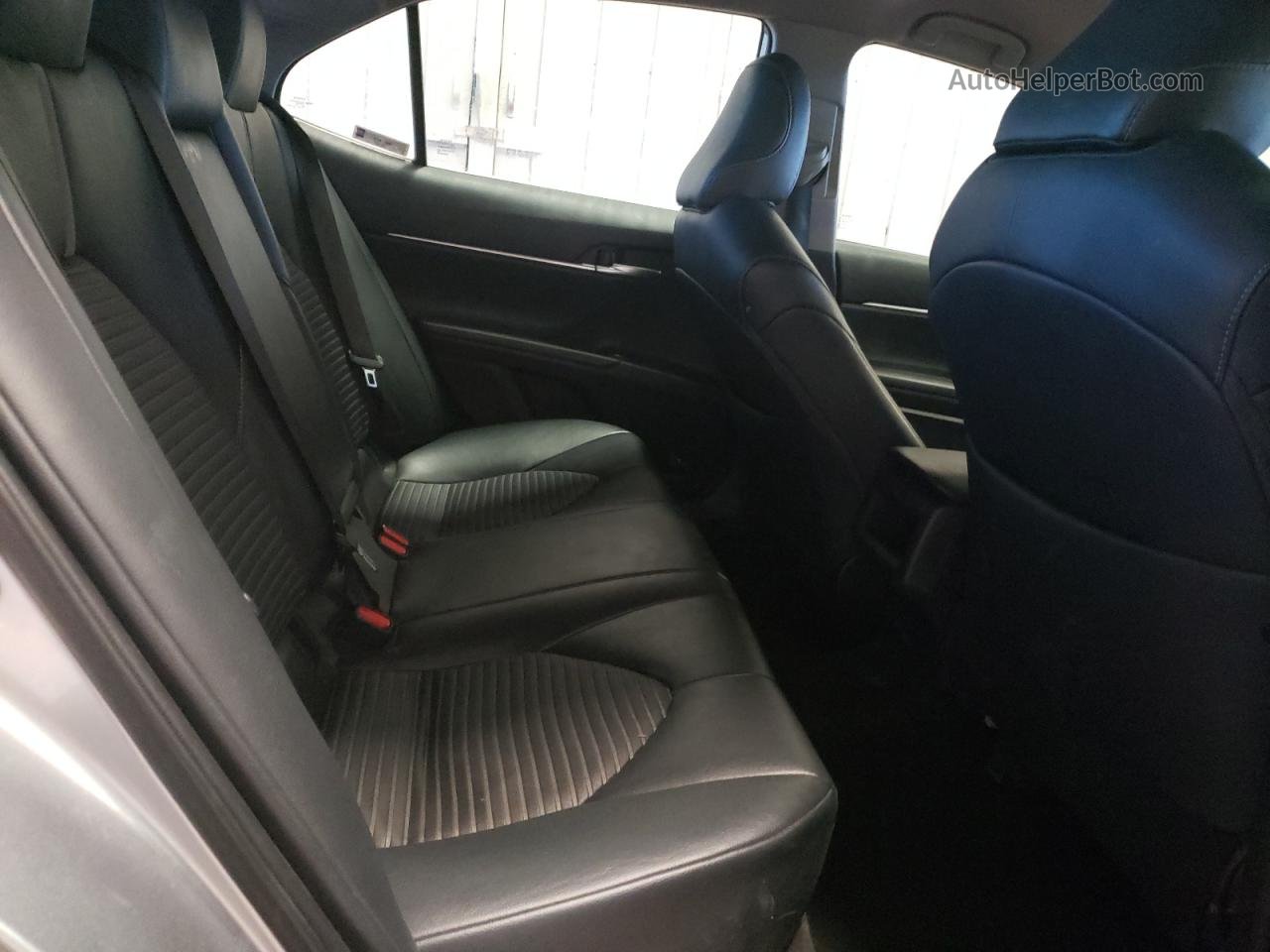 2019 Toyota Camry L Серый vin: 4T1B11HKXKU702240