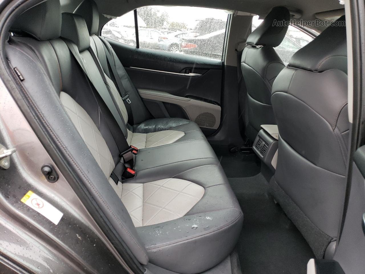 2019 Toyota Camry L Gray vin: 4T1B11HKXKU762681