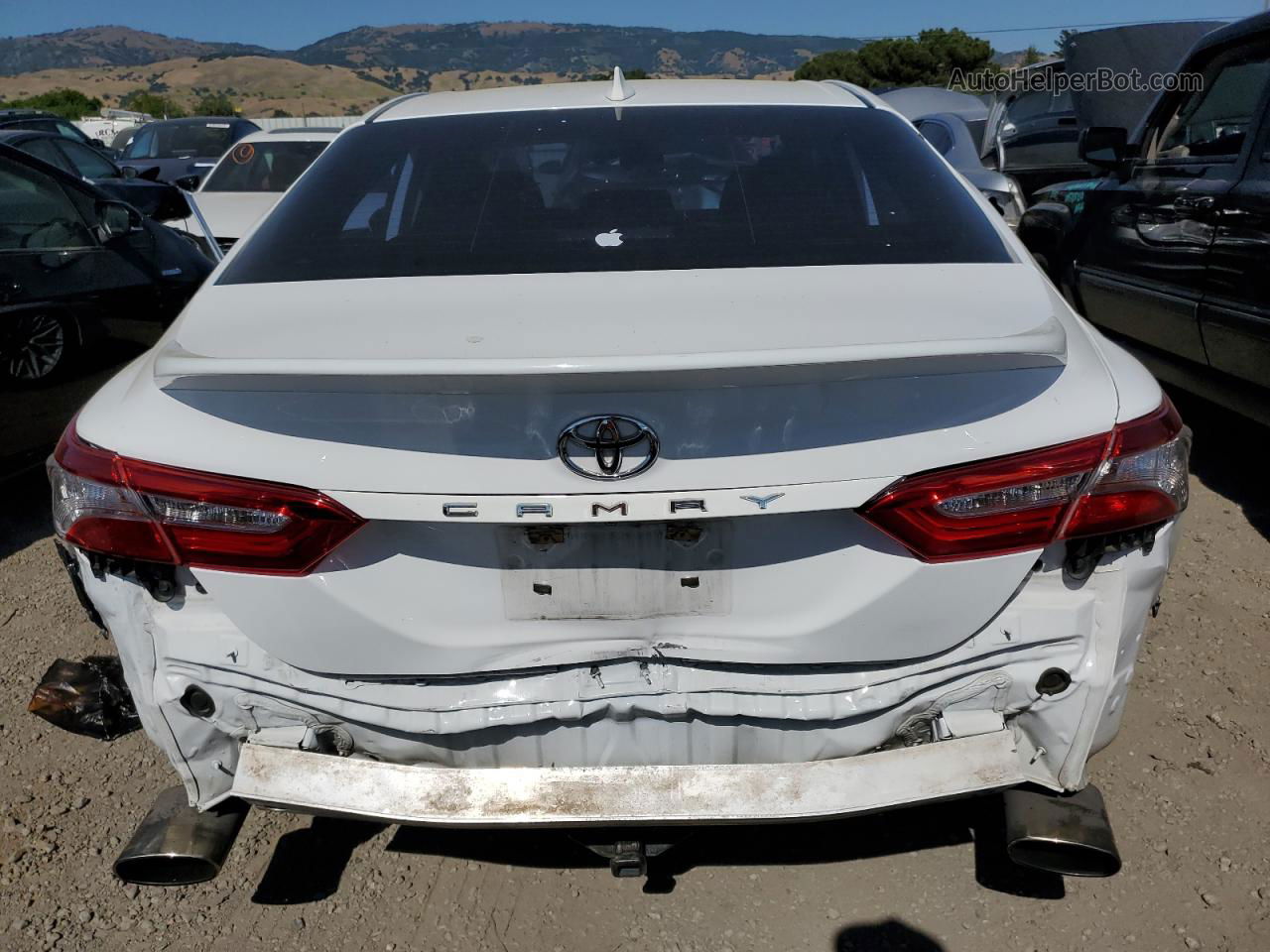 2019 Toyota Camry L Белый vin: 4T1B11HKXKU787841