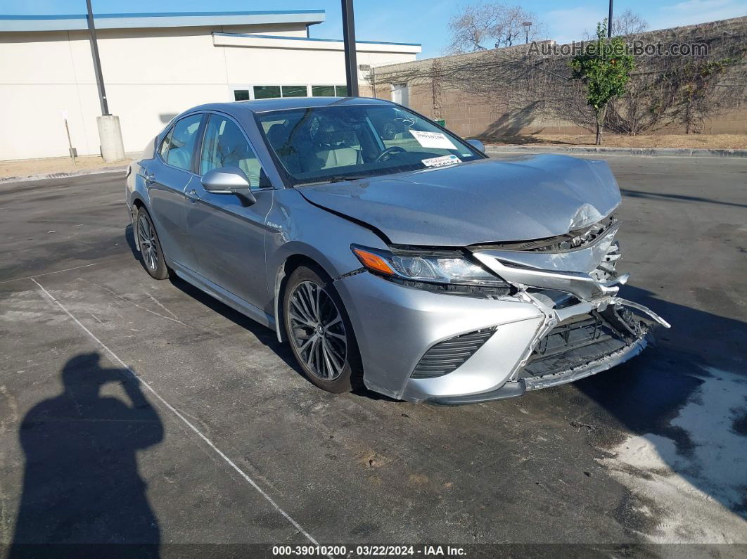 2019 Toyota Camry Hybrid Se Серебряный vin: 4T1B21HK1KU515515