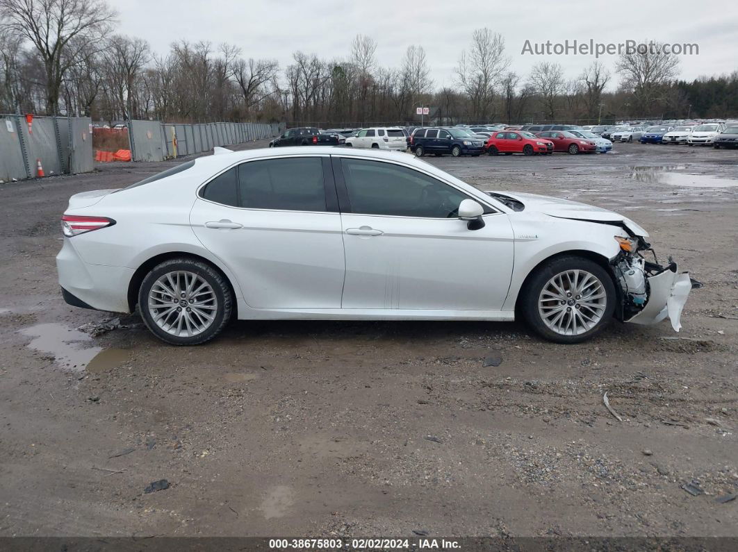 2019 Toyota Camry Hybrid Xle Белый vin: 4T1B21HKXKU513083