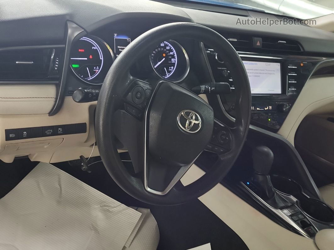 2019 Toyota Camry Le vin: 4T1B31HK0KU006478