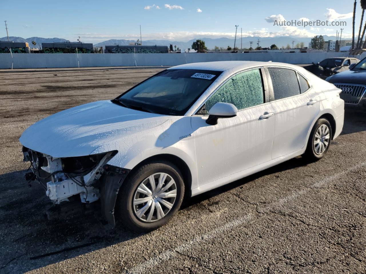 2019 Toyota Camry Le White vin: 4T1B31HK1KU008966