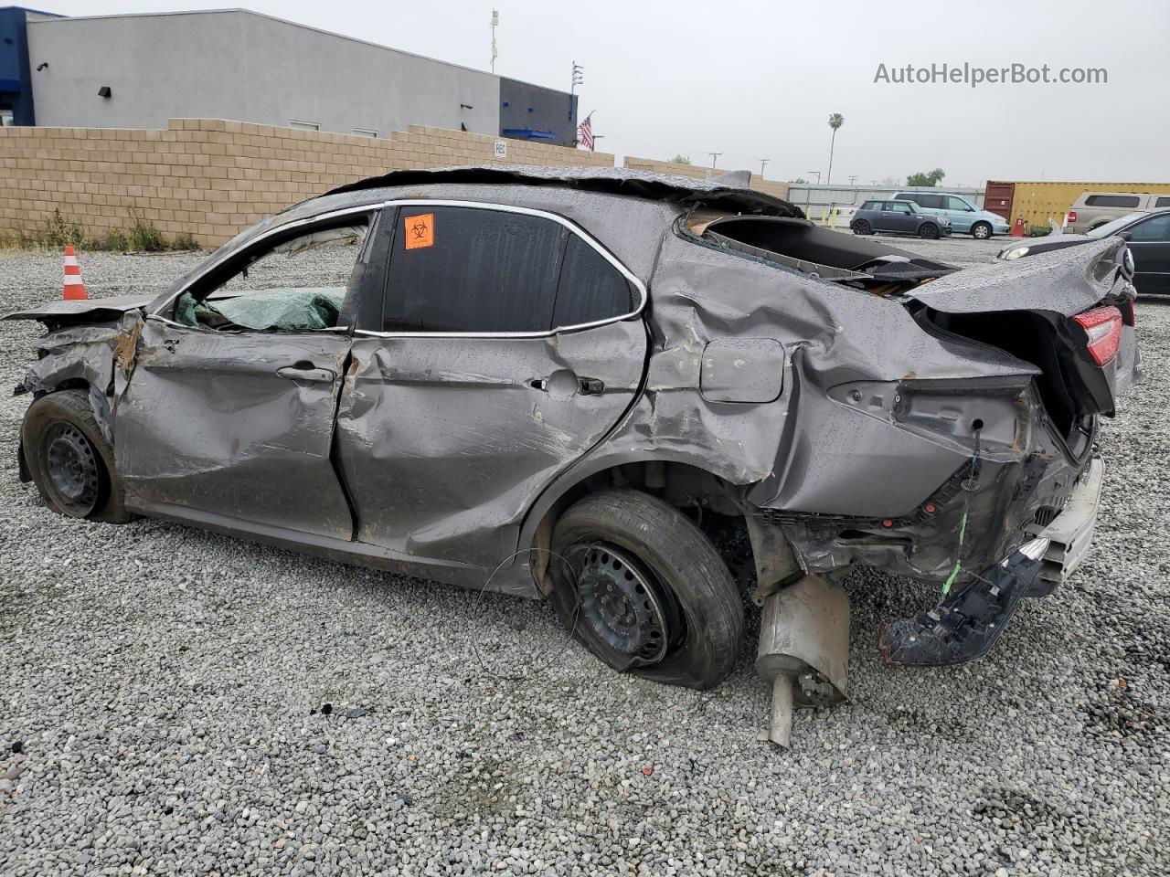 2019 Toyota Camry Le Gray vin: 4T1B31HK3KU007107