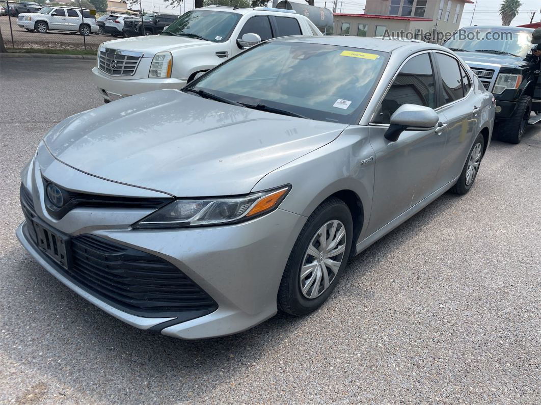 2019 Toyota Camry Le vin: 4T1B31HK5KU512730