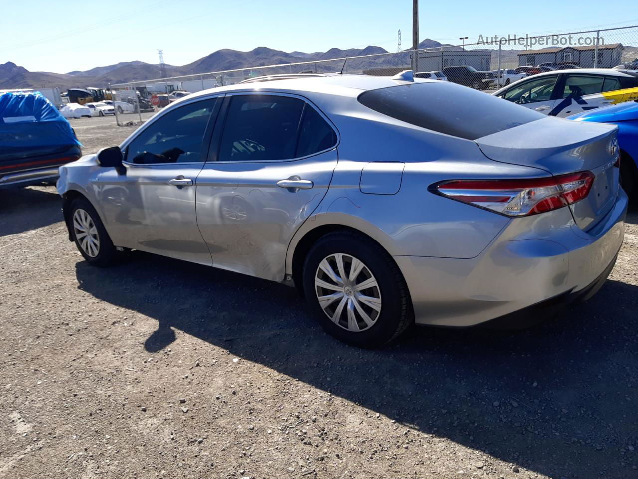 2019 Toyota Camry Le Silver vin: 4T1B31HK8KU513483