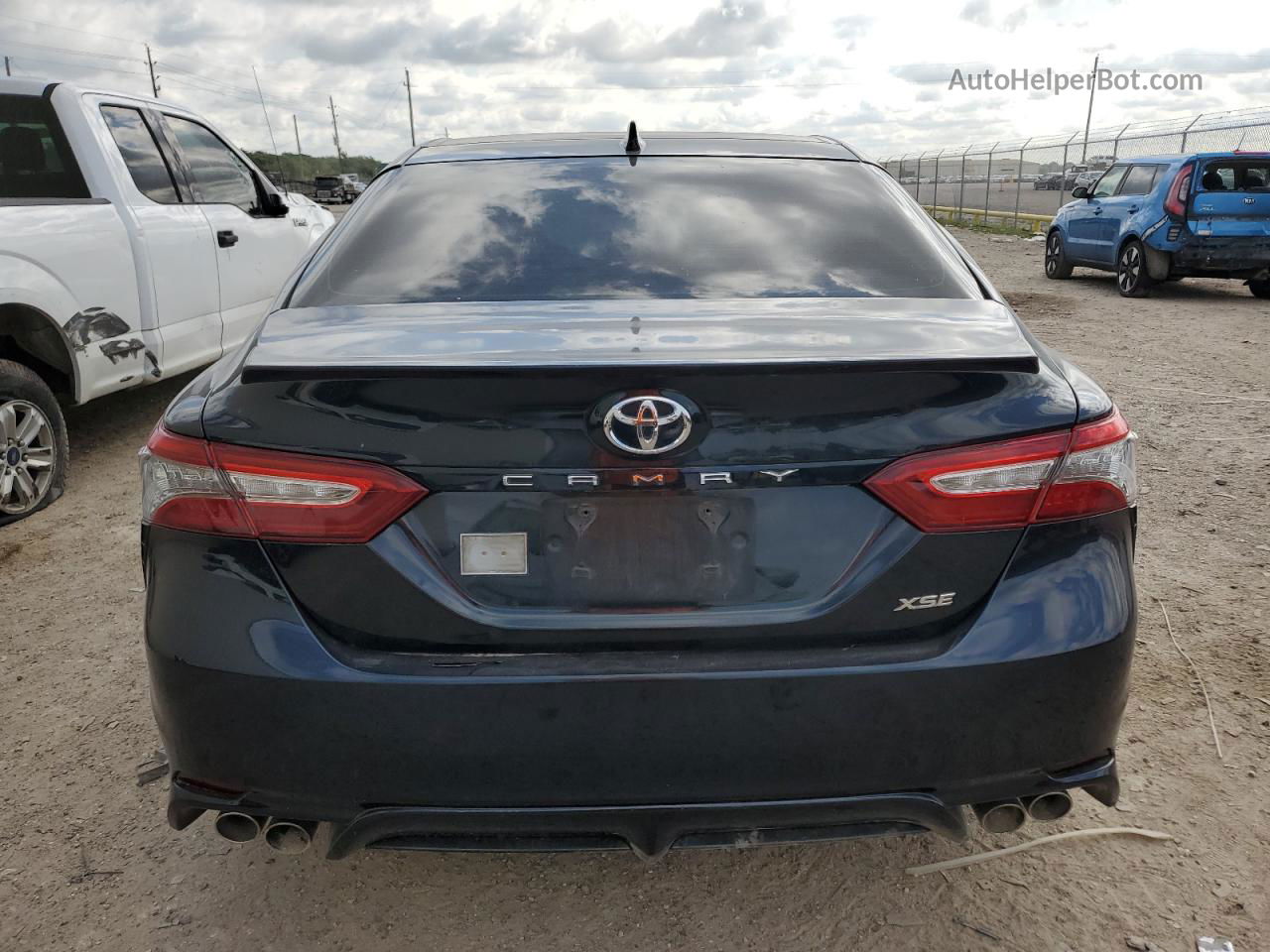 2019 Toyota Camry Xse Blue vin: 4T1B61HK0KU244788