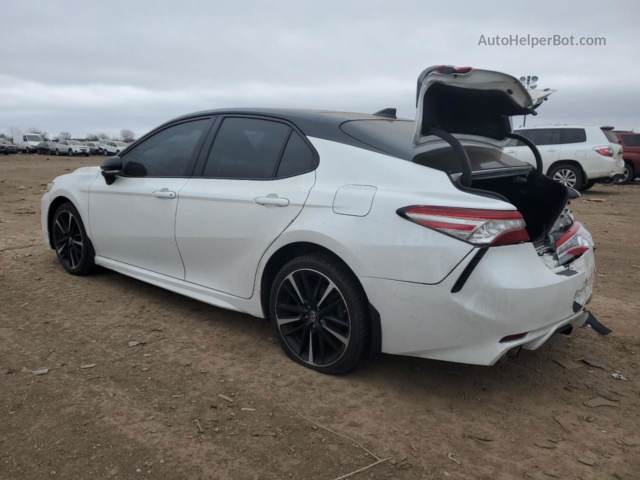 2019 Toyota Camry Xse Белый vin: 4T1B61HK2KU277825