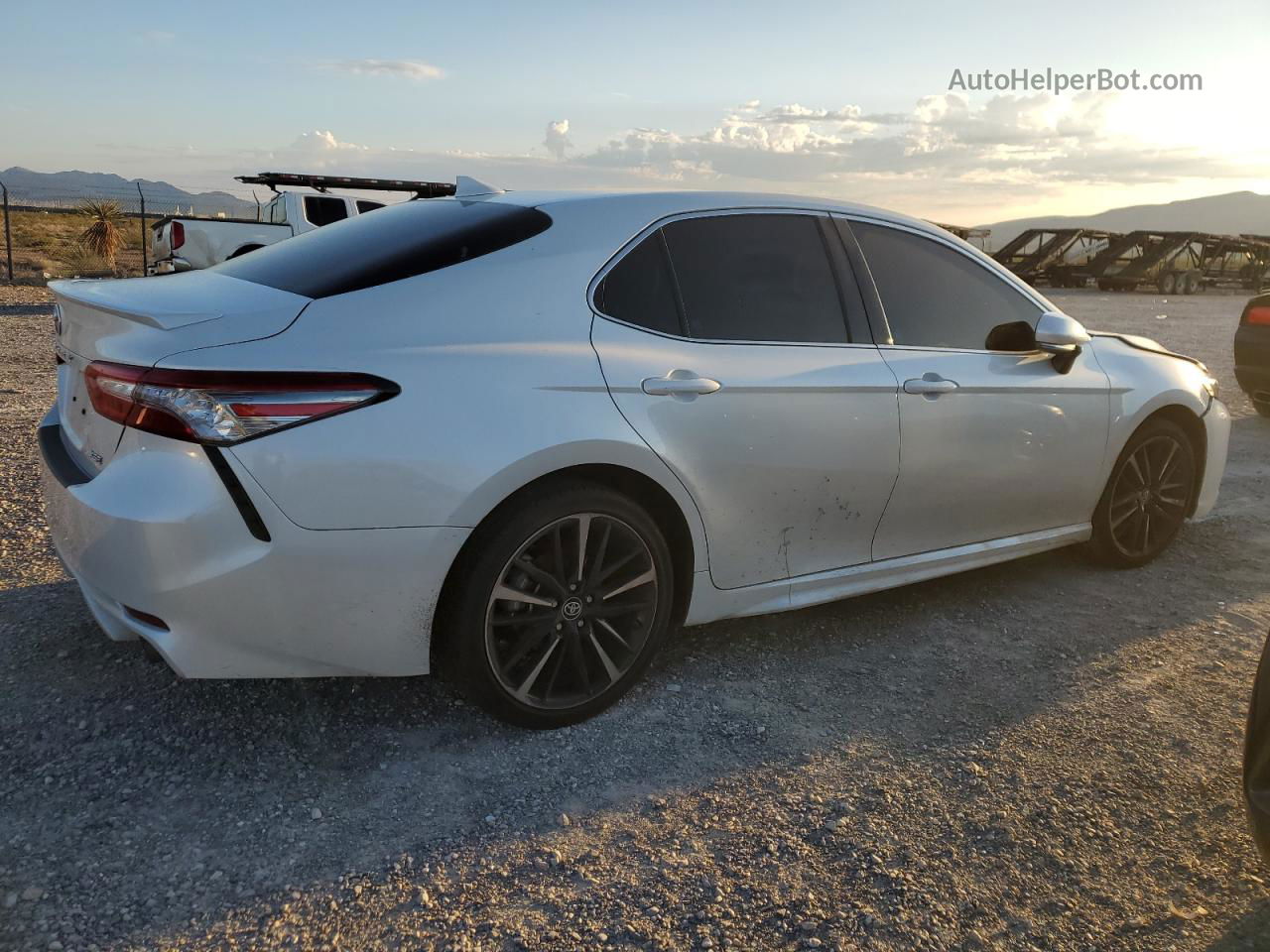 2019 Toyota Camry Xse Белый vin: 4T1B61HK6KU832422