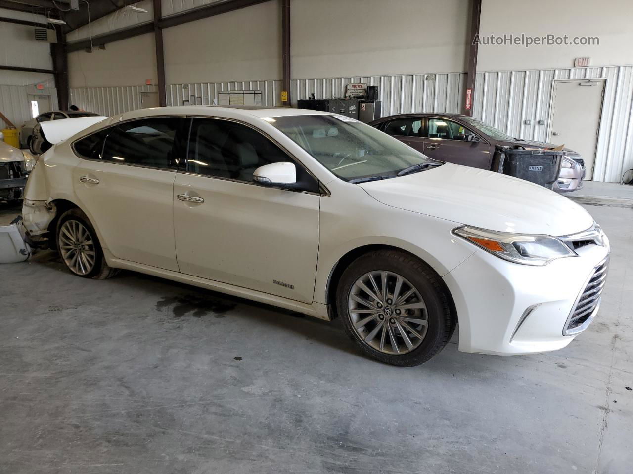 2016 Toyota Avalon Hybrid White vin: 4T1BD1EB7GU052107