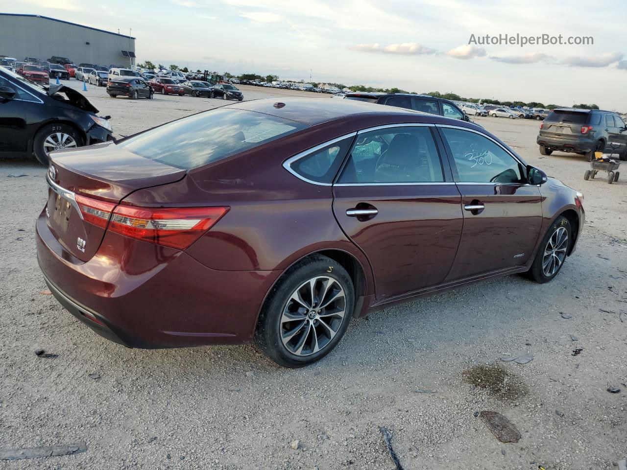 2016 Toyota Avalon Hybrid Burgundy vin: 4T1BD1EB7GU052771