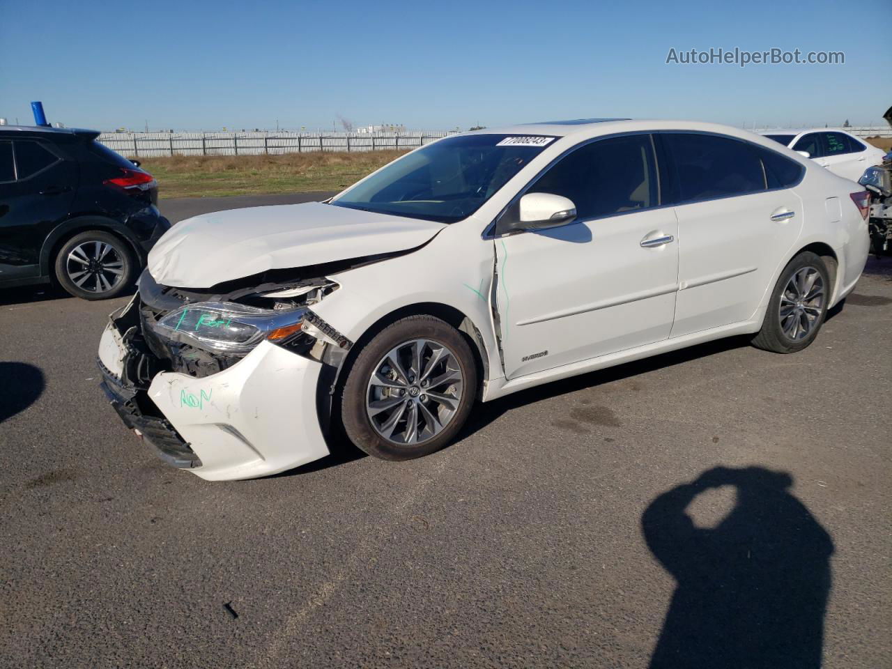 2016 Toyota Avalon Hybrid White vin: 4T1BD1EB7GU056738