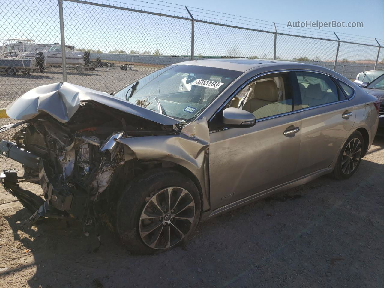 2016 Toyota Avalon Hybrid Золотой vin: 4T1BD1EBXGU053185