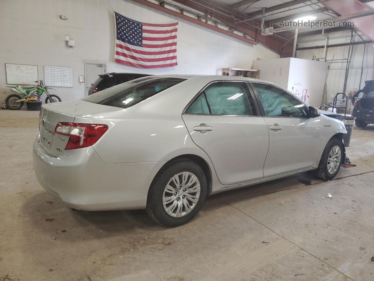 2014 Toyota Camry Hybrid Silver vin: 4T1BD1FK6EU139704