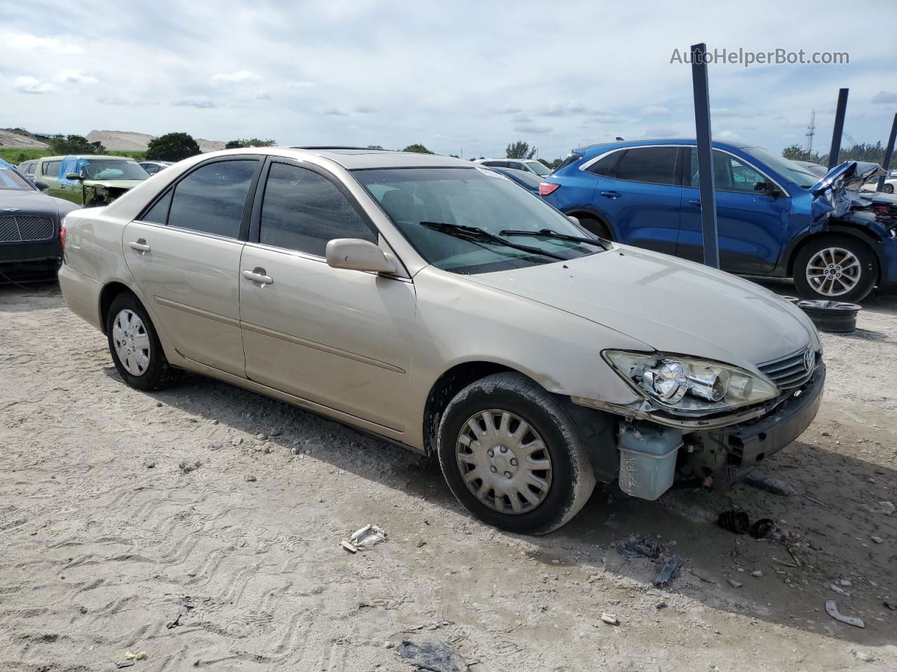 2005 Toyota Camry Le Желто-коричневый vin: 4T1BE30K05U102858