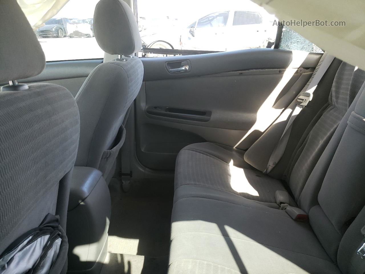 2005 Toyota Camry Le Серебряный vin: 4T1BE30K75U617601