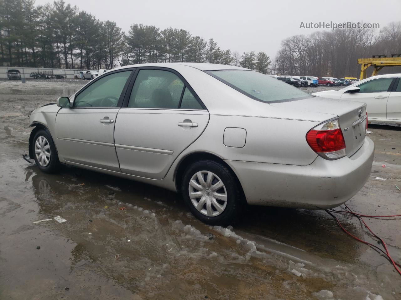 2005 Toyota Camry Le Silver vin: 4T1BE30K95U562925
