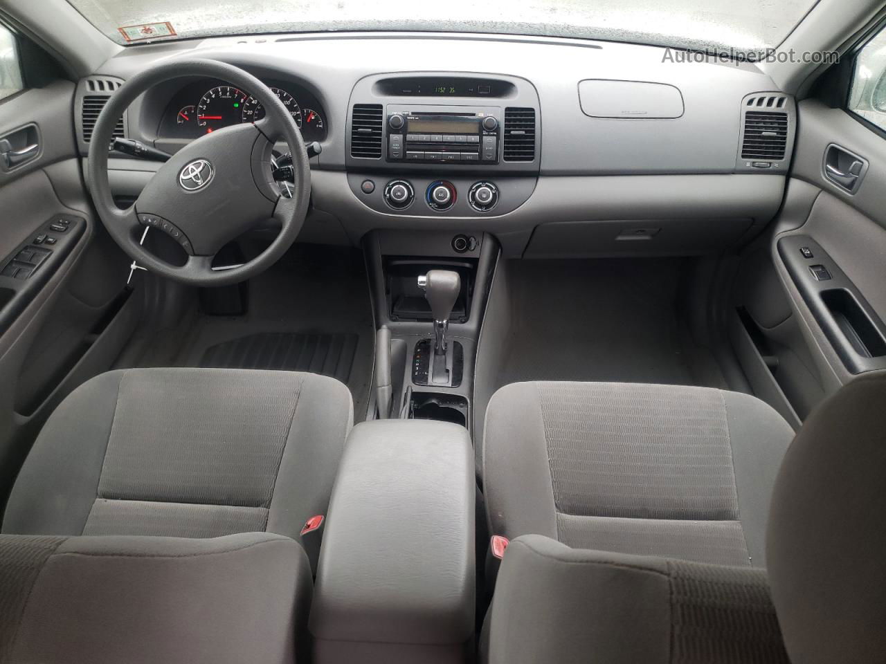2005 Toyota Camry Le Silver vin: 4T1BE30K95U562925