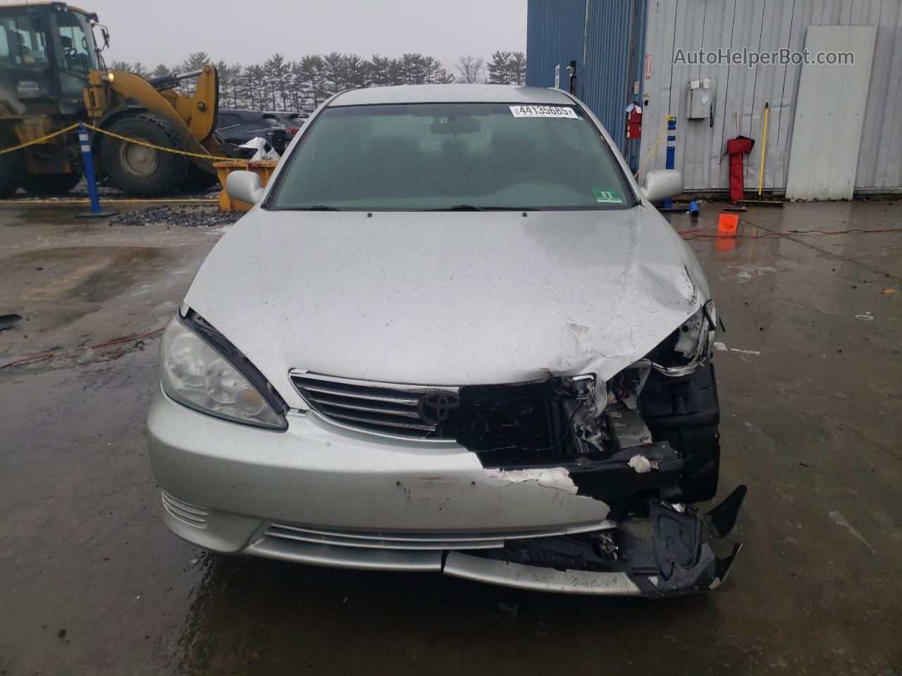 2005 Toyota Camry Le Silver vin: 4T1BE30K95U562925