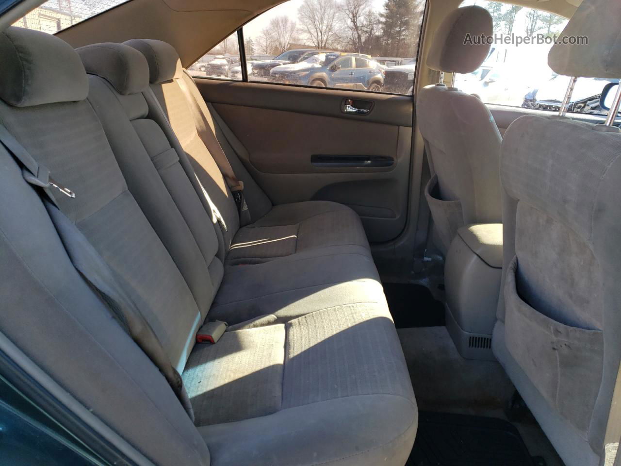 2005 Toyota Camry Le Green vin: 4T1BE32K05U001512