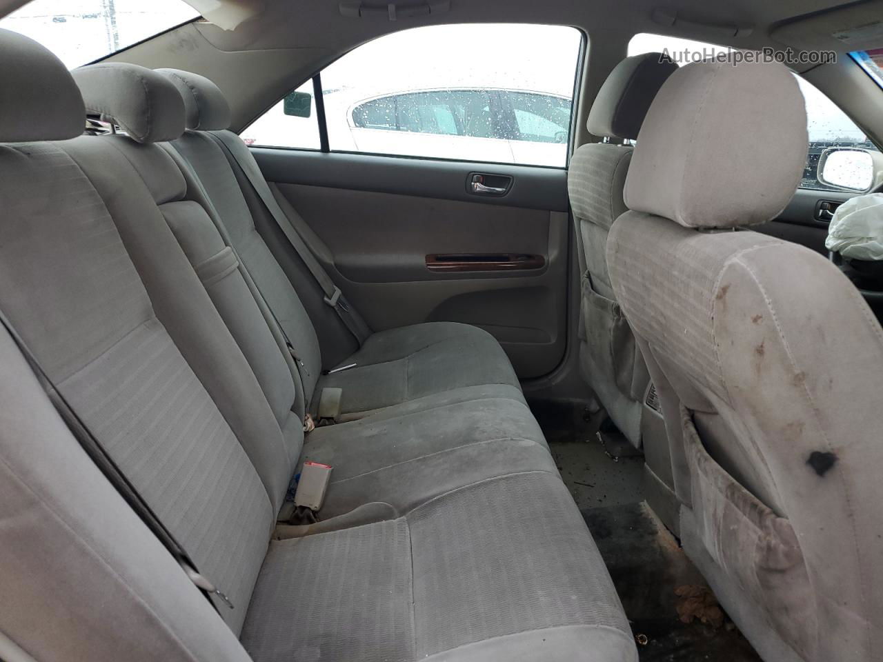 2005 Toyota Camry Le Золотой vin: 4T1BE32K05U004765