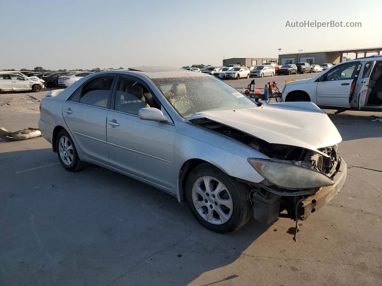 2005 Toyota Camry Le Silver vin: 4T1BE32K05U006239