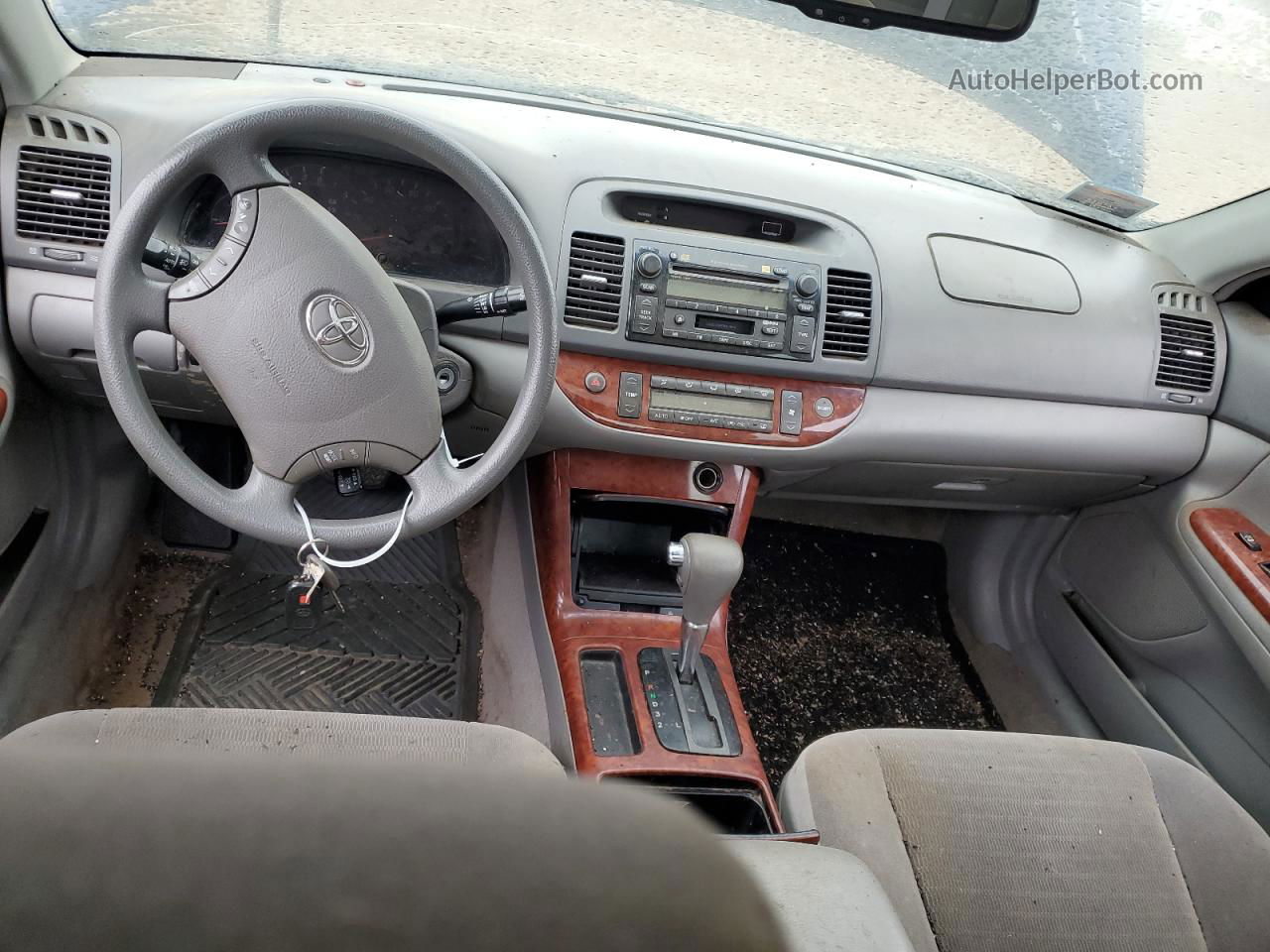 2005 Toyota Camry Le Blue vin: 4T1BE32K05U074542