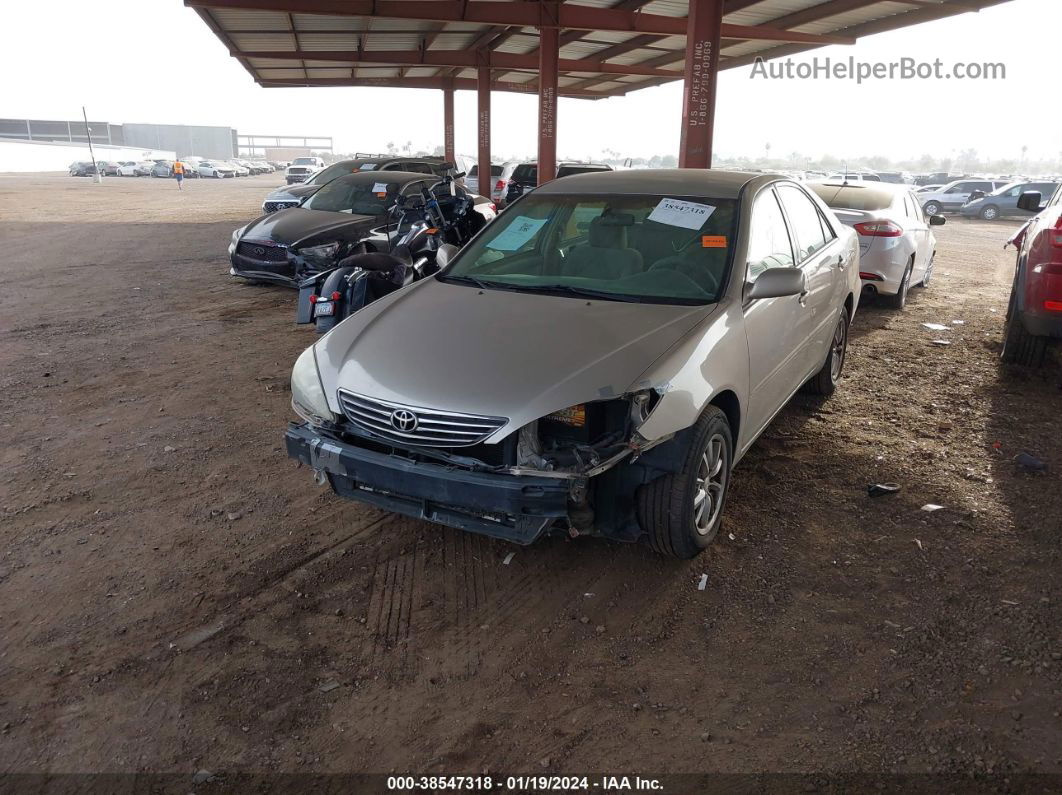 2005 Toyota Camry Le Gold vin: 4T1BE32K15U510427