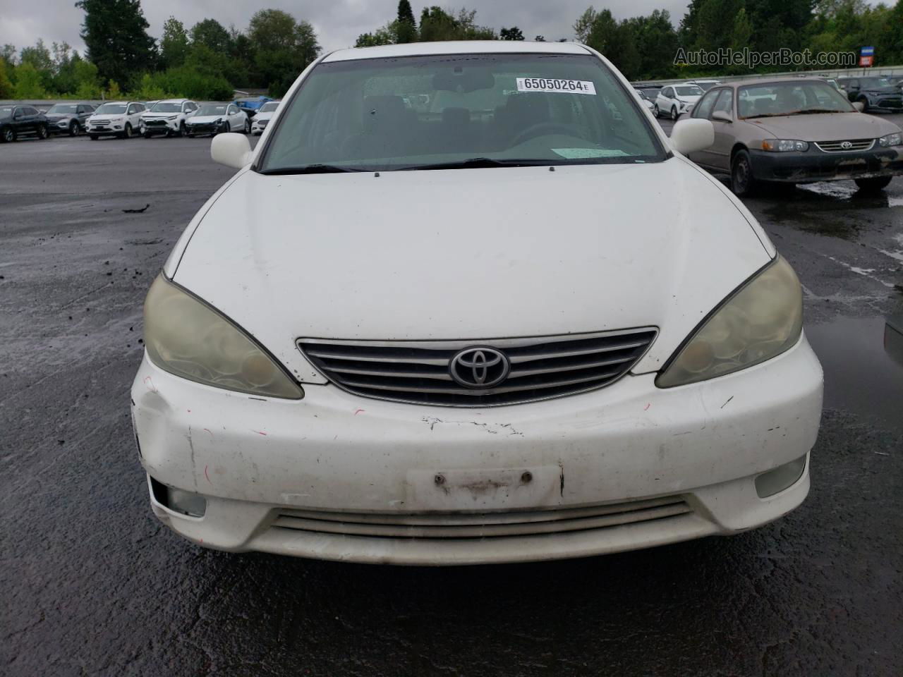 2005 Toyota Camry Le White vin: 4T1BE32K15U531911