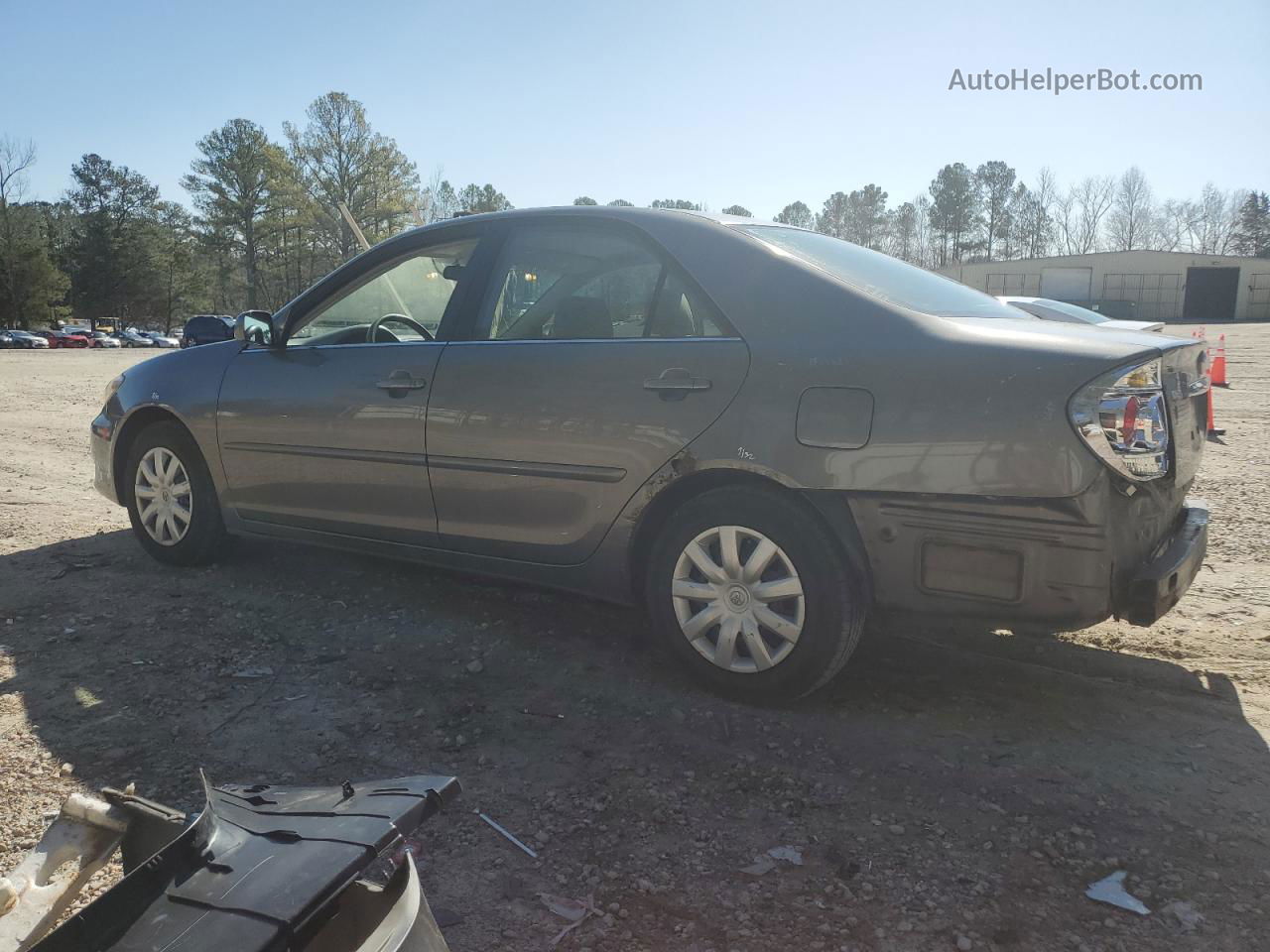 2005 Toyota Camry Le Charcoal vin: 4T1BE32K15U572720
