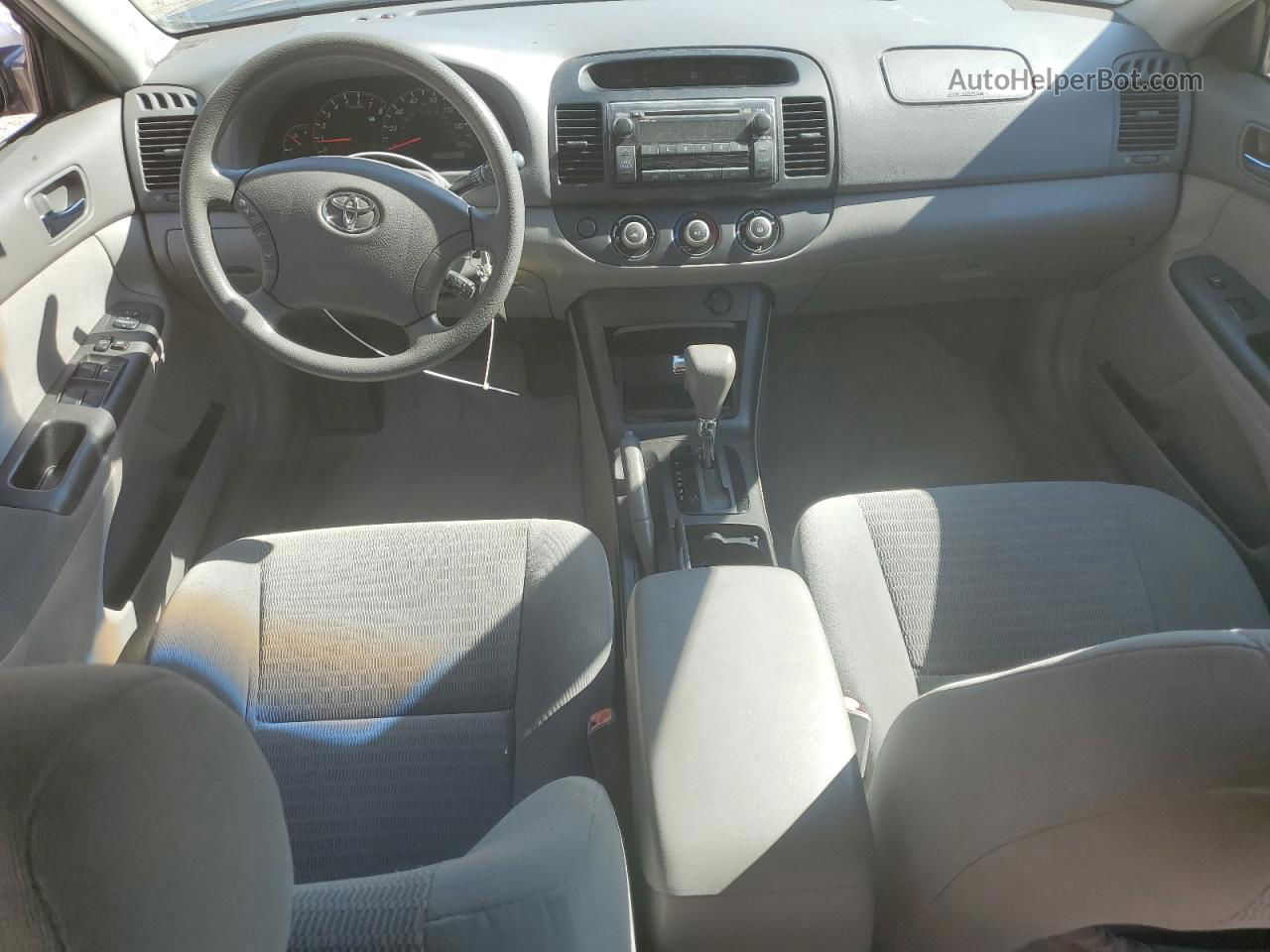 2005 Toyota Camry Le Charcoal vin: 4T1BE32K15U572720