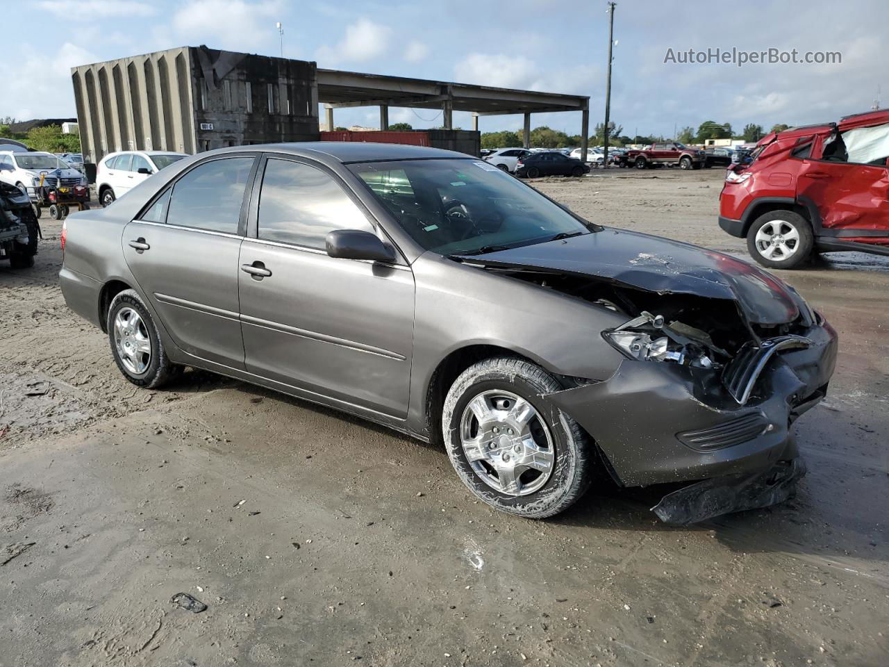 2005 Toyota Camry Le Charcoal vin: 4T1BE32K15U582146