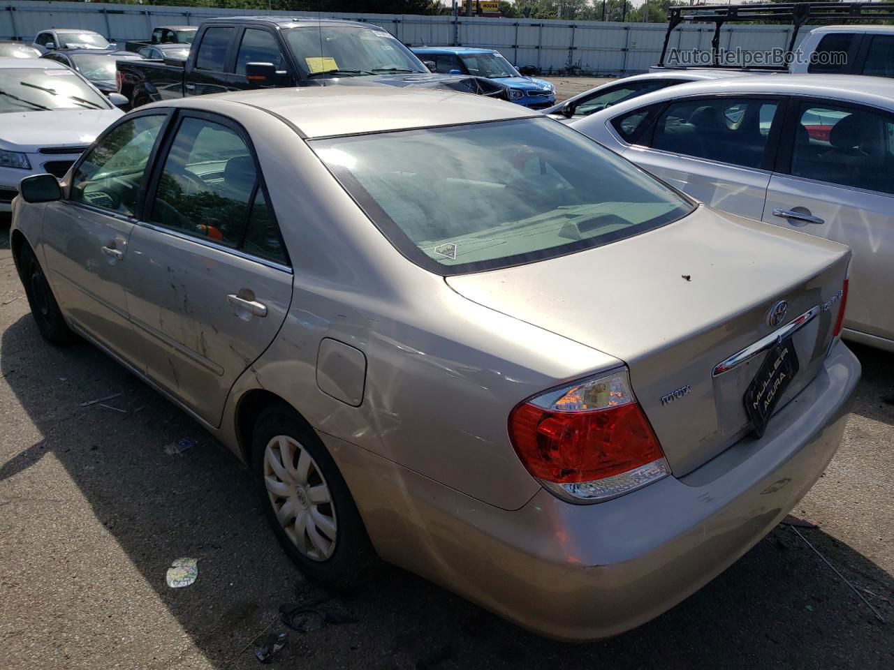 2005 Toyota Camry Le Желто-коричневый vin: 4T1BE32K25U522473