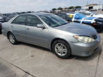 2005 Toyota Camry Le Серебряный vin: 4T1BE32K25U551049