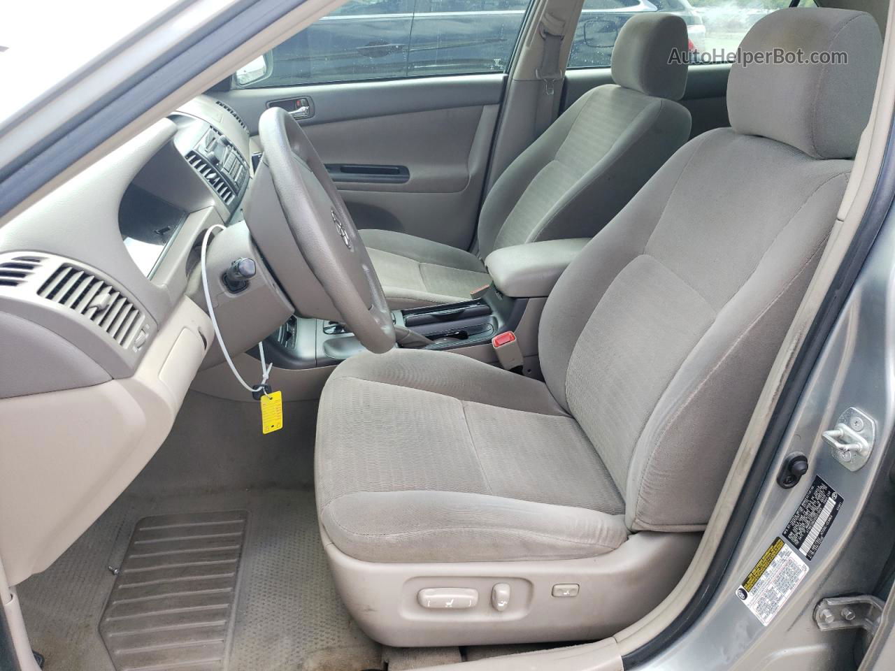 2005 Toyota Camry Le Серебряный vin: 4T1BE32K25U551049