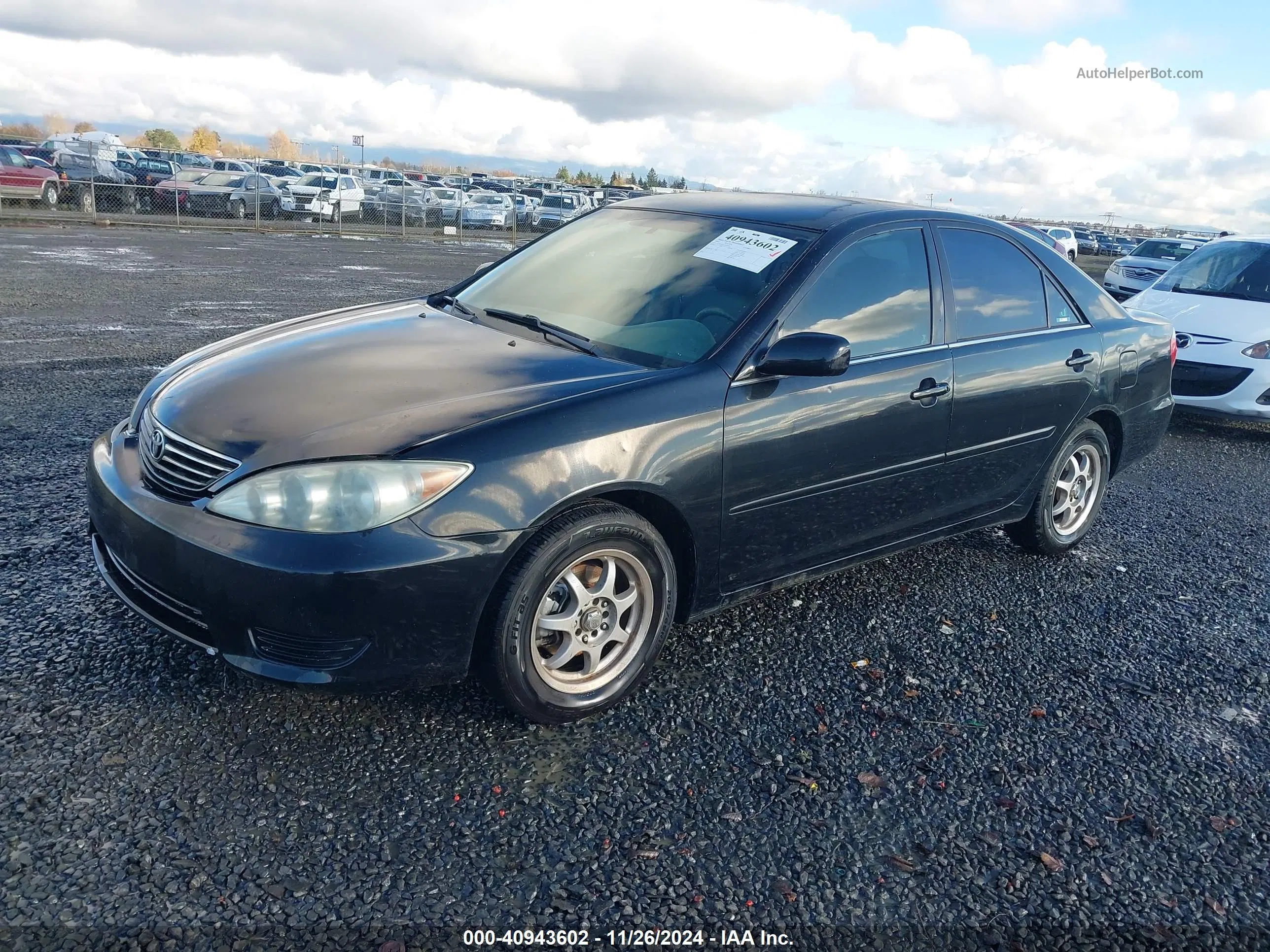 2005 Toyota Camry Le Черный vin: 4T1BE32K35U030700