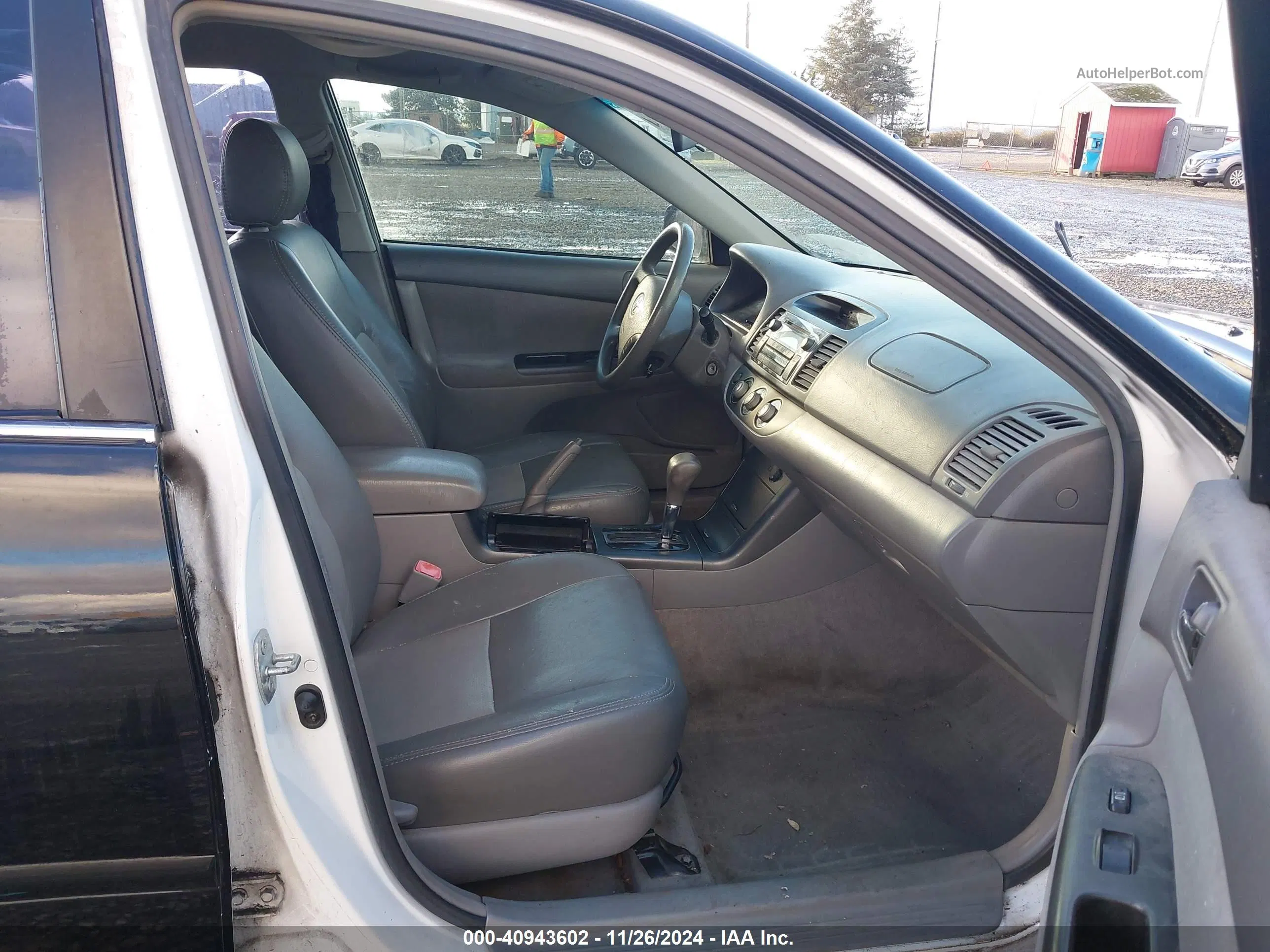 2005 Toyota Camry Le Черный vin: 4T1BE32K35U030700