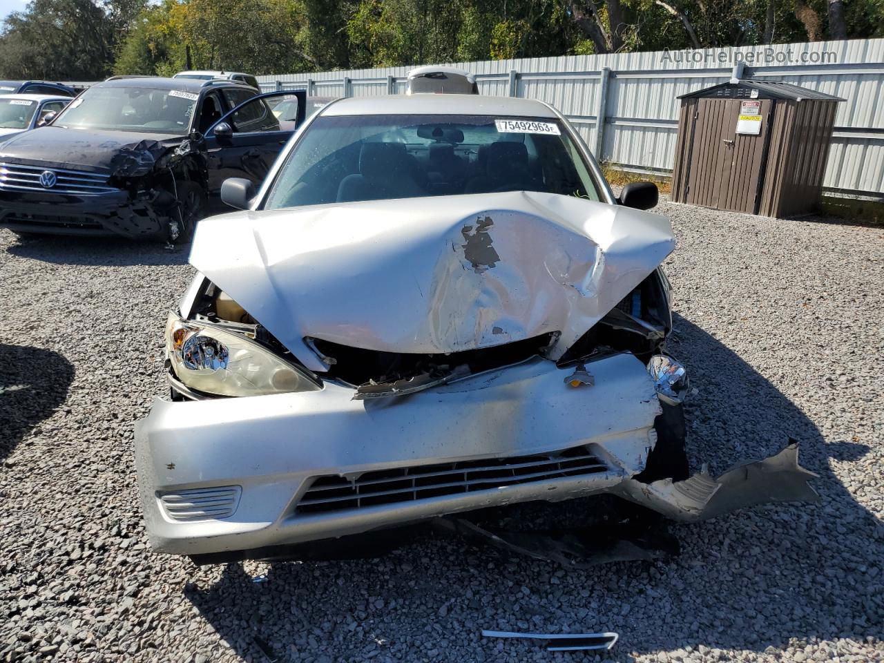 2005 Toyota Camry Le Silver vin: 4T1BE32K35U633064