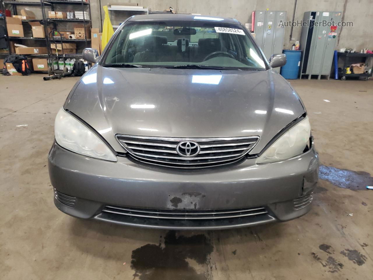 2005 Toyota Camry Le Gray vin: 4T1BE32K45U956118