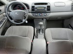 2005 Toyota Camry Le Серый vin: 4T1BE32K75U950748