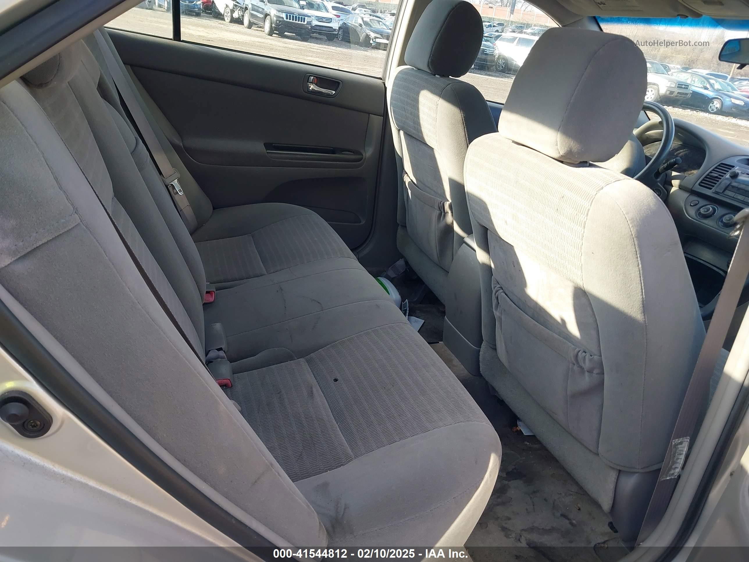 2005 Toyota Camry Std Серебряный vin: 4T1BE32K95U024089