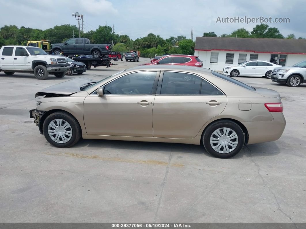 2007 Toyota Camry Le Gold vin: 4T1BE46K07U036764