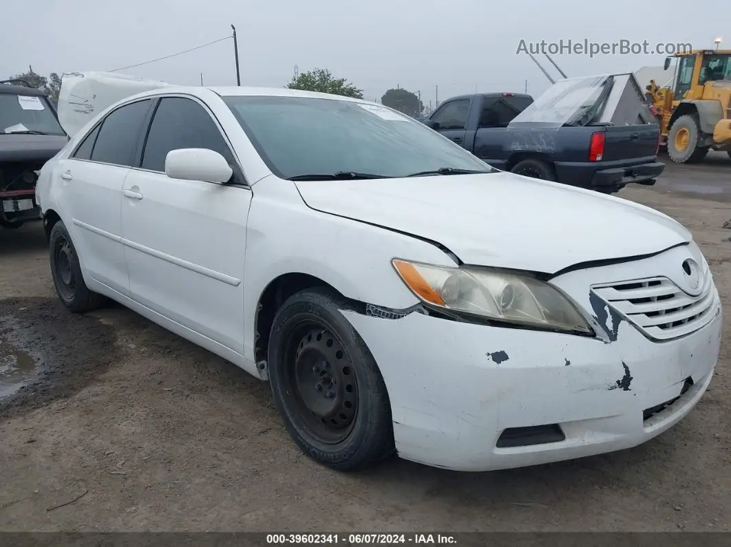 2009 Toyota Camry Le White vin: 4T1BE46K09U825645