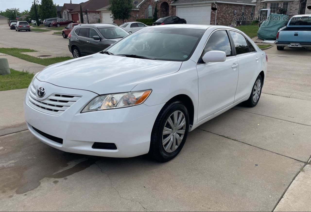 2009 Toyota Camry Base White vin: 4T1BE46K09U827461